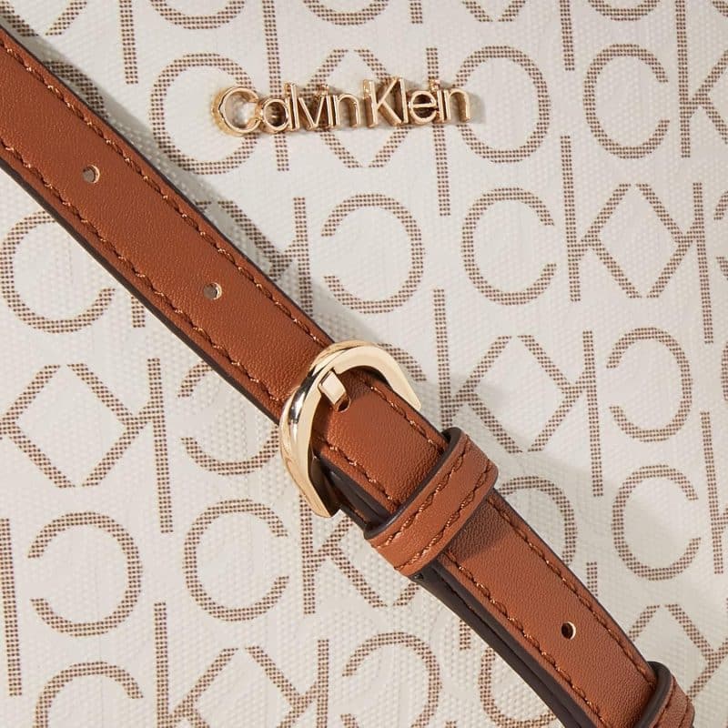 Calvin Klein Women's Lucy Triple Compartment Crossbody - Image 22