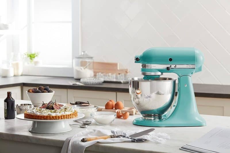 KitchenAid Artisan Series 5 Quart Tilt Head Stand Mixer with Pouring Shield - Image 5