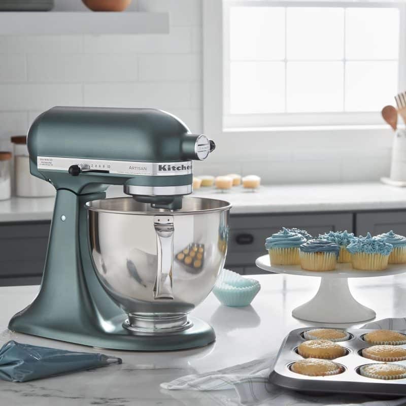 KitchenAid Artisan Series 5 Quart Tilt Head Stand Mixer with Pouring Shield - Image 16