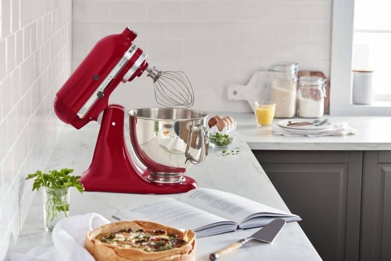 KitchenAid Artisan Series 5 Quart Tilt Head Stand Mixer with Pouring Shield - Image 76