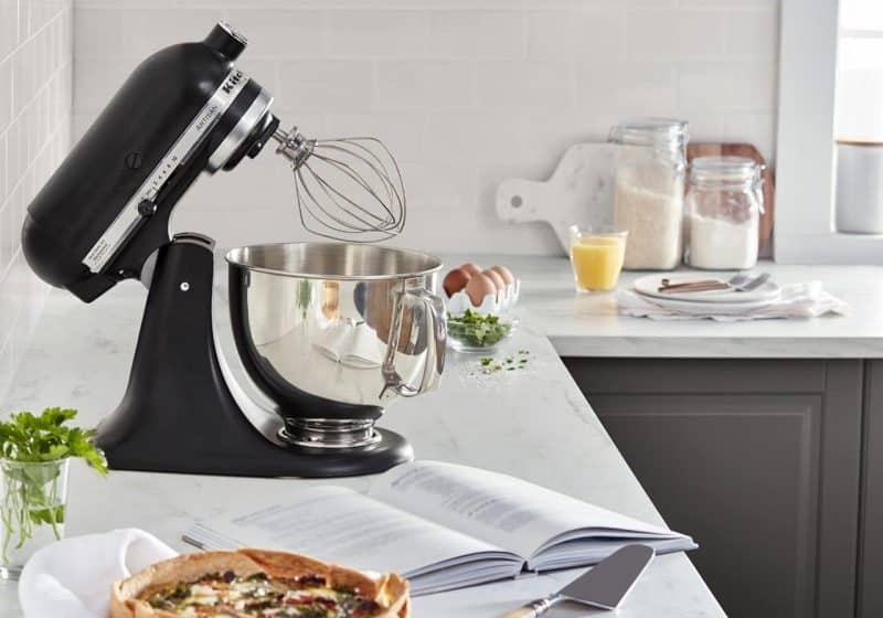 KitchenAid Artisan Series 5 Quart Tilt Head Stand Mixer with Pouring Shield - Image 121