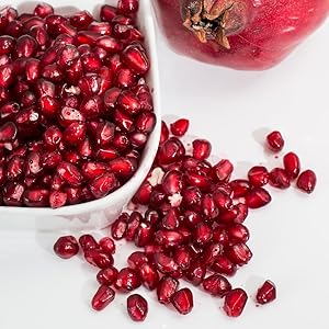 image of a pomegranate and seeds
