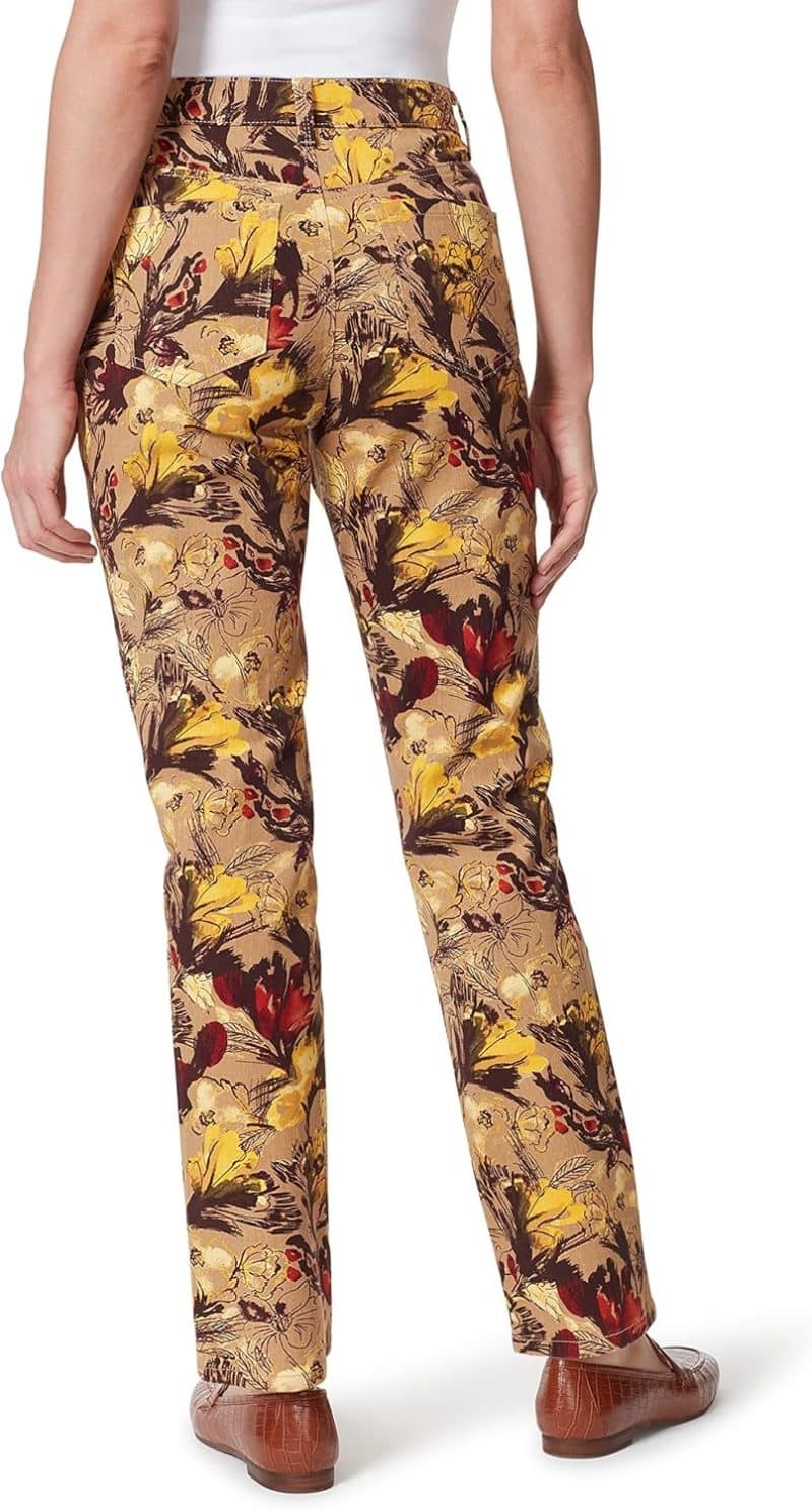 Gloria Vanderbilt Women's Amanda Classic High Rise Tapered Jeans - Image 23