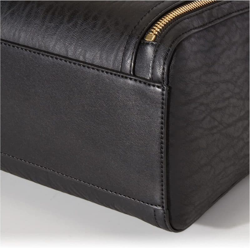 Calvin Klein Bubble Lamb Novelty Organization Satchel - Image 80
