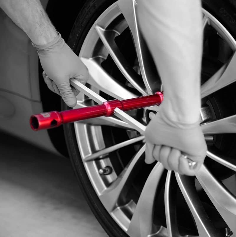 GTE TOOLS LugStrong Compact Lug Wrench Set - Image 7
