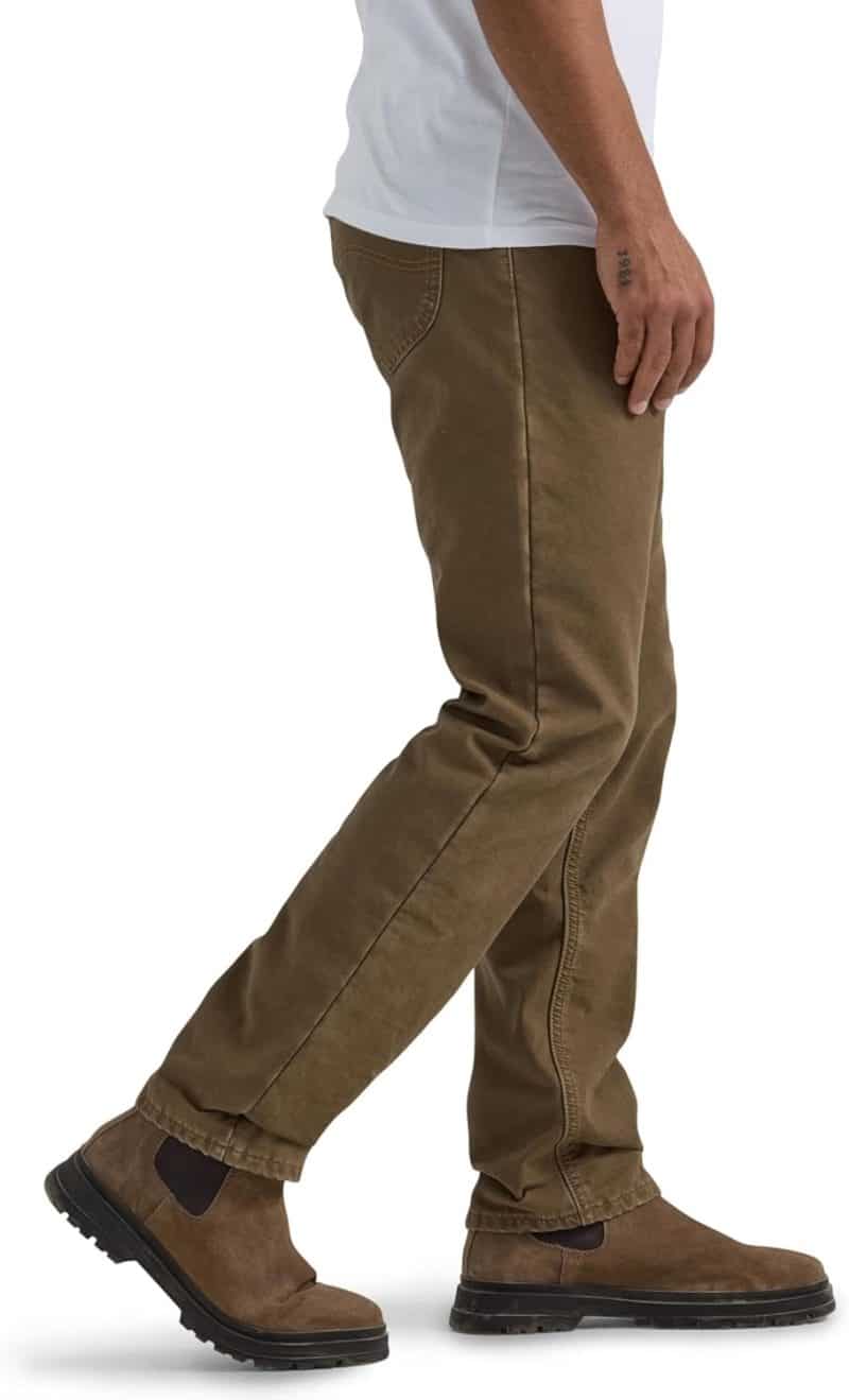 Lee Men's Legendary Relaxed Straight Jean - Image 38