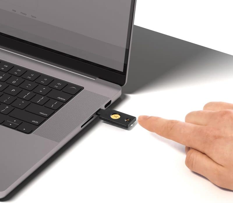 Yubico YubiKey 5 Series - Image 6