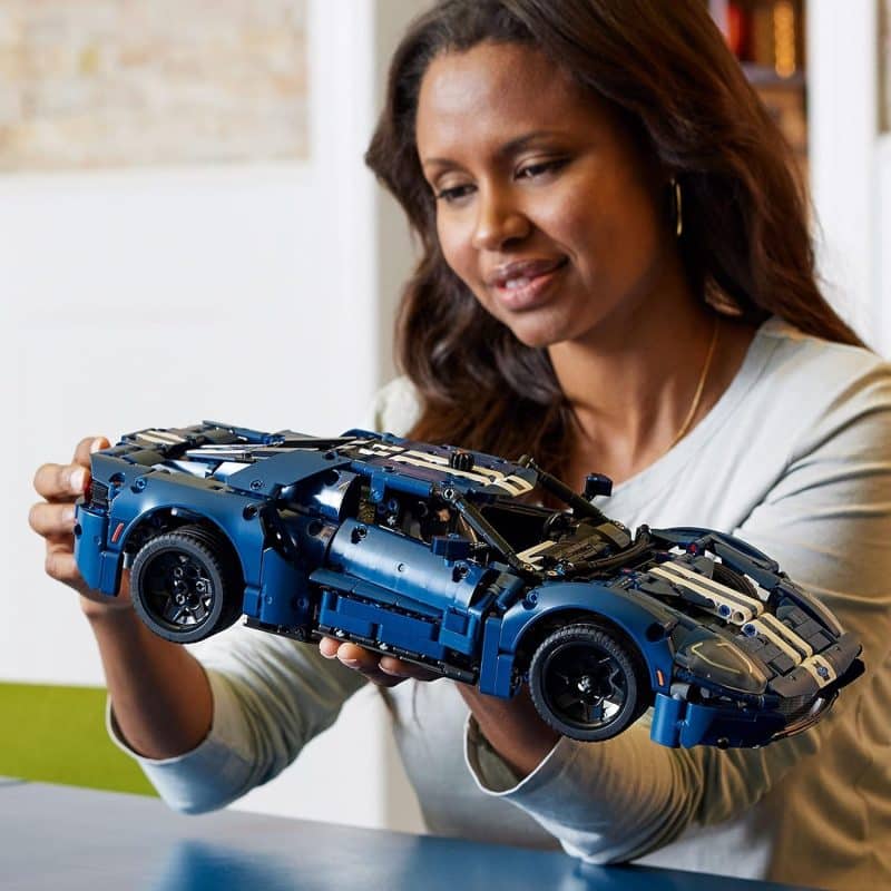 LEGO Technic 2022 Ford GT (42154) - Image 8