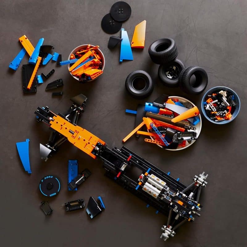 LEGO Technic McLaren Formula 1™ Race Car (42141) - Image 13