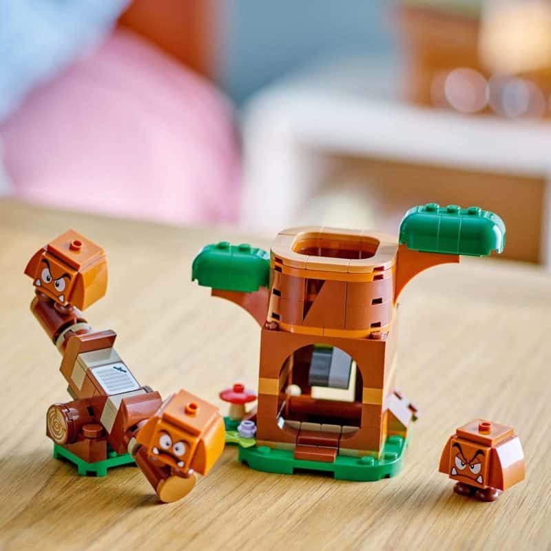 LEGO Super Mario Goombas' Playground (71433) - Image 4